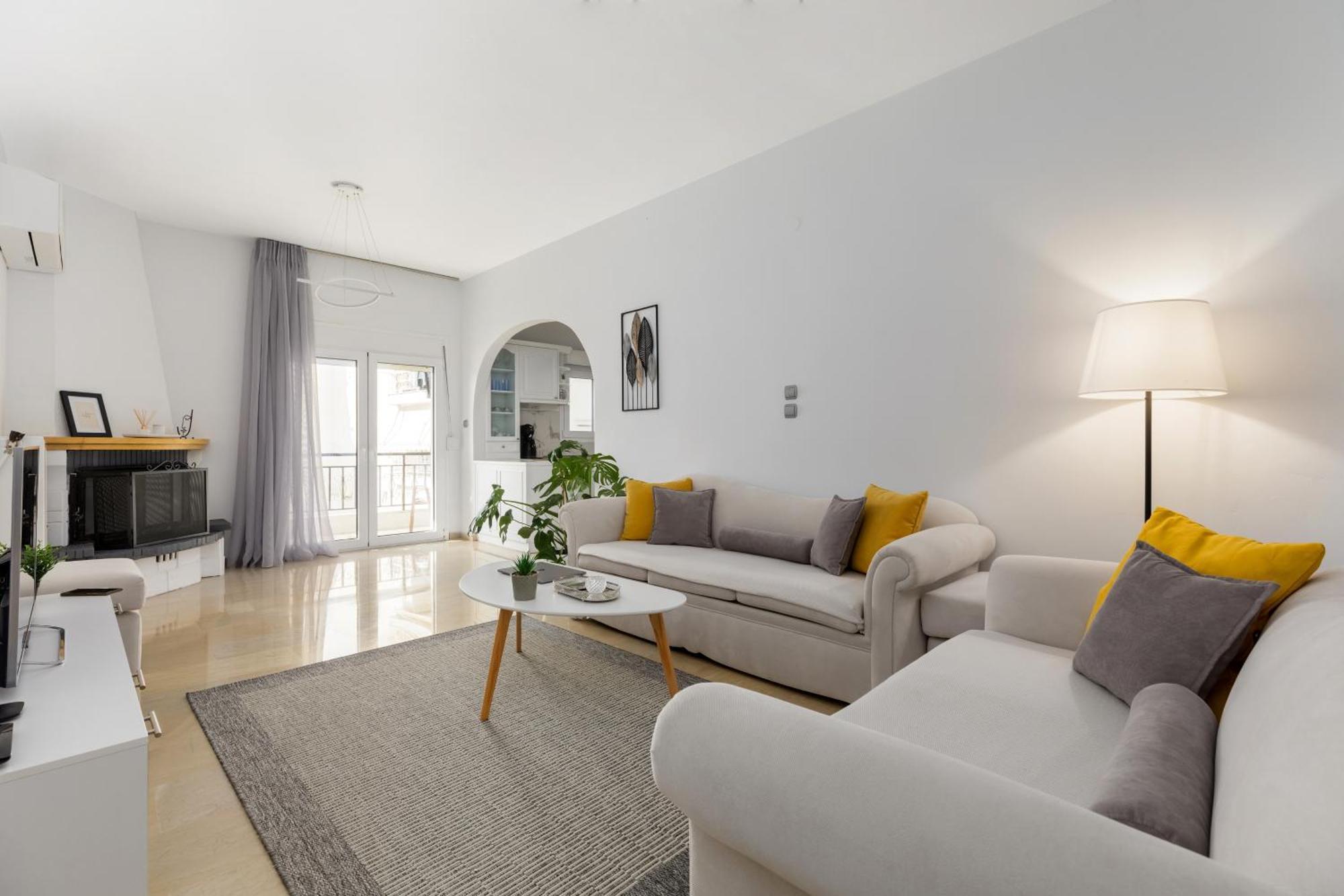 53 Central Luxury Apartment Kalamaria Tesalonika Bagian luar foto